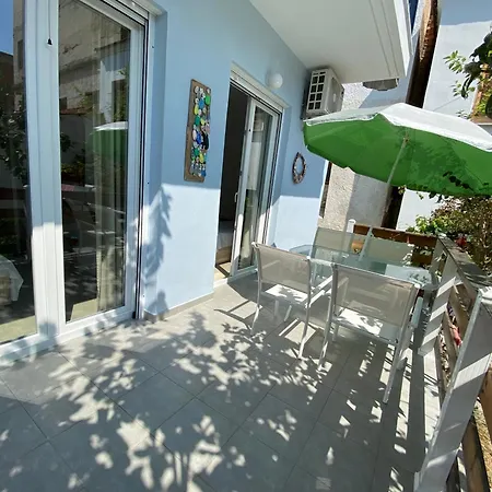 Delikos House Apartment